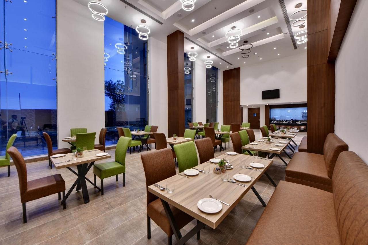 The Fern An Ecotel Hotel, Alwar Sariska Dış mekan fotoğraf
