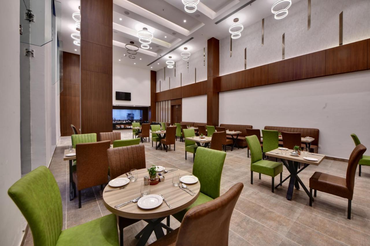 The Fern An Ecotel Hotel, Alwar Sariska Dış mekan fotoğraf